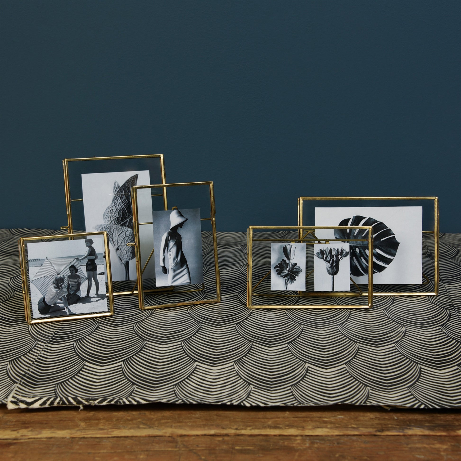 Monroe Easel Frame - Vertical - Brass Set Of 4 By HomArt | Frames | Modishstore - 2