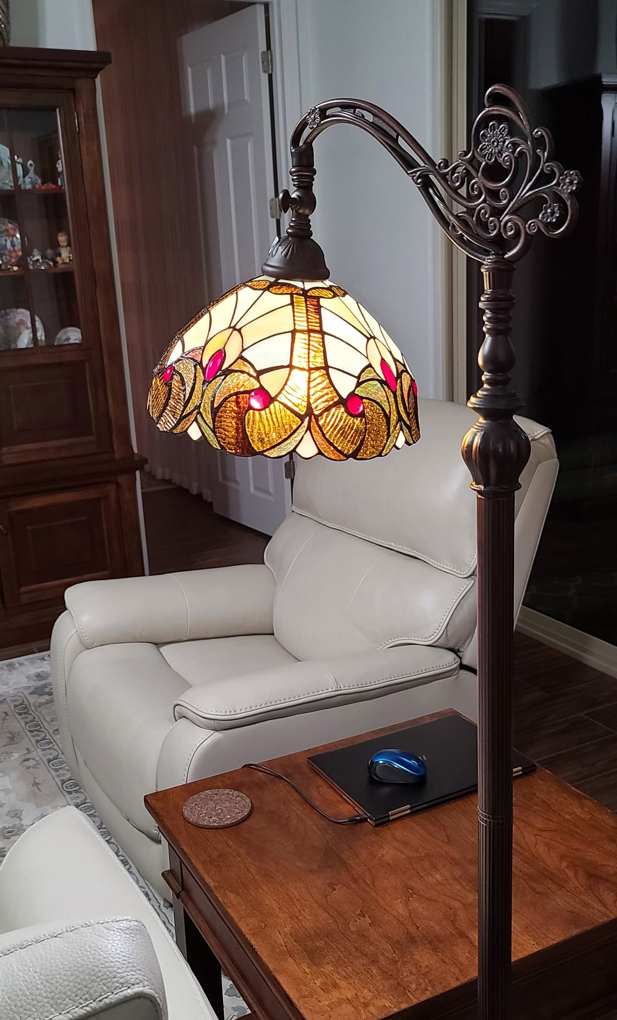 Beige Torchiere Floor Lamp With Brown And White Flowers Glass Dome Shade By Homeroots | Floor Lamps | Modishstore - 10