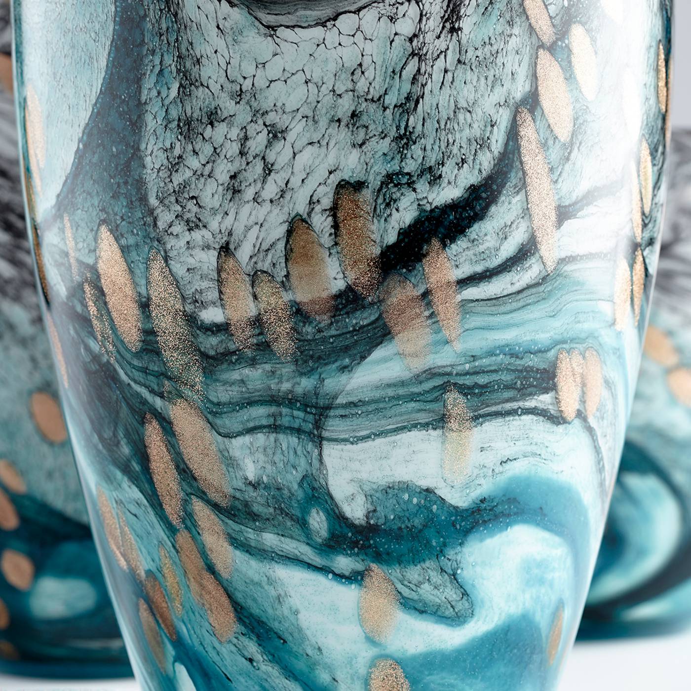 Large Prismatic Vase By Cyan Design | Cyan Design | Modishstore - 2