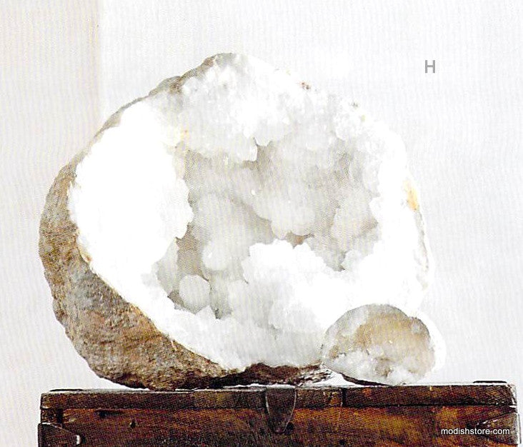 Roost Crystal Geode Halves