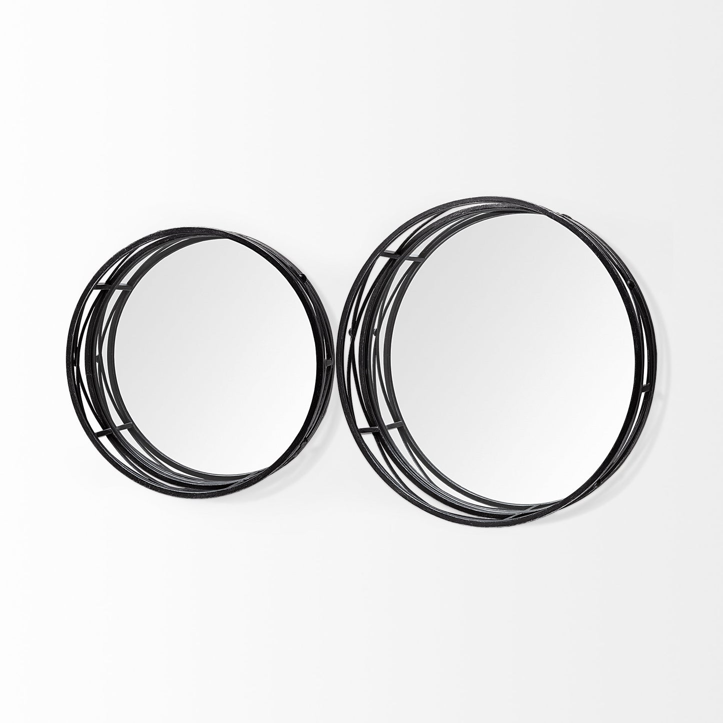 Set Of 2 Round Matte Black Metal With Mirrored Glass Bottom Trays By Homeroots | Trays | Modishstore - 6