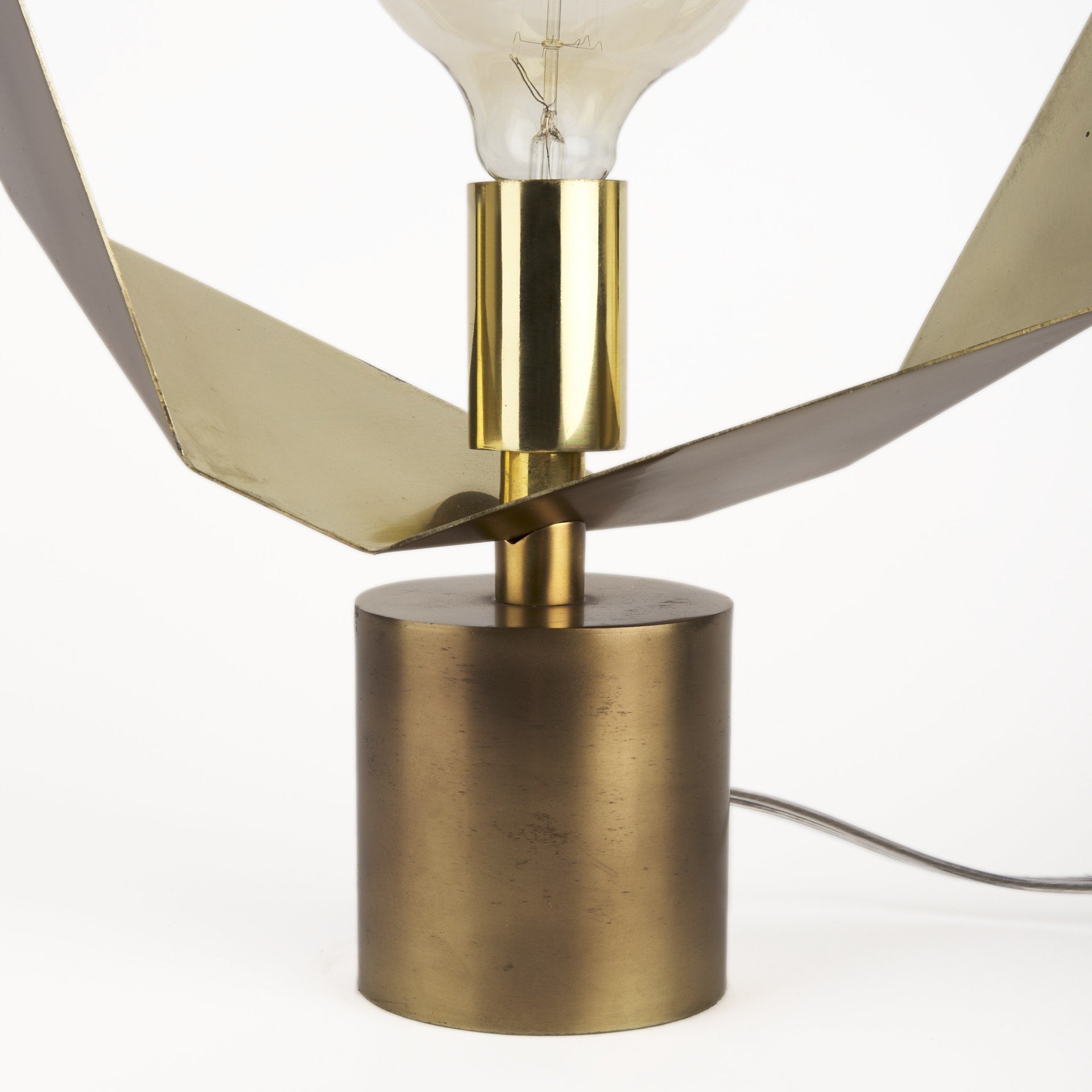 Golden Geometric Halo Table or Desk Lamp By Homeroots | Desk Lamps | Modishstore - 8