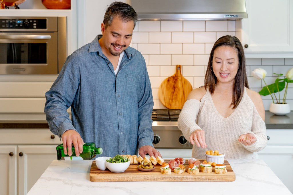 28" Artisan Organic Natural Wood Anti Bacterial Cutting Board By Homeroots | Trays | Modishstore - 5