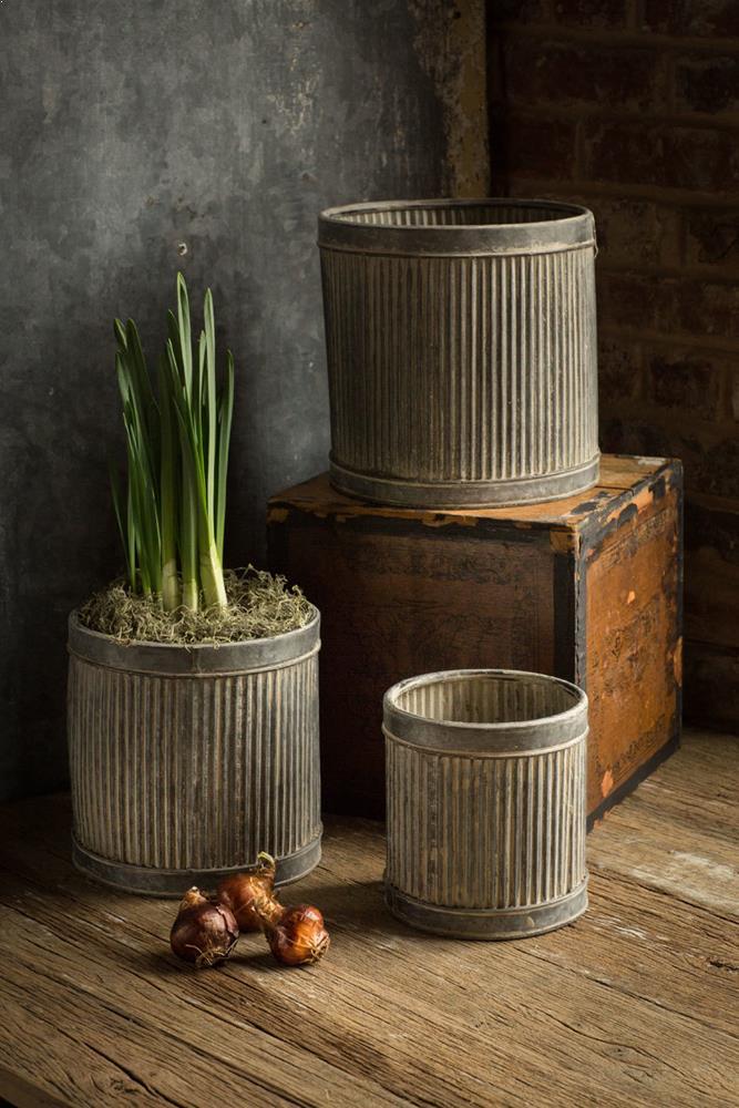 Vagabond Vintage Metal Ribbed Dolly Planters - Set of 3 | Modishstore | Planters, Troughs & Cachepots