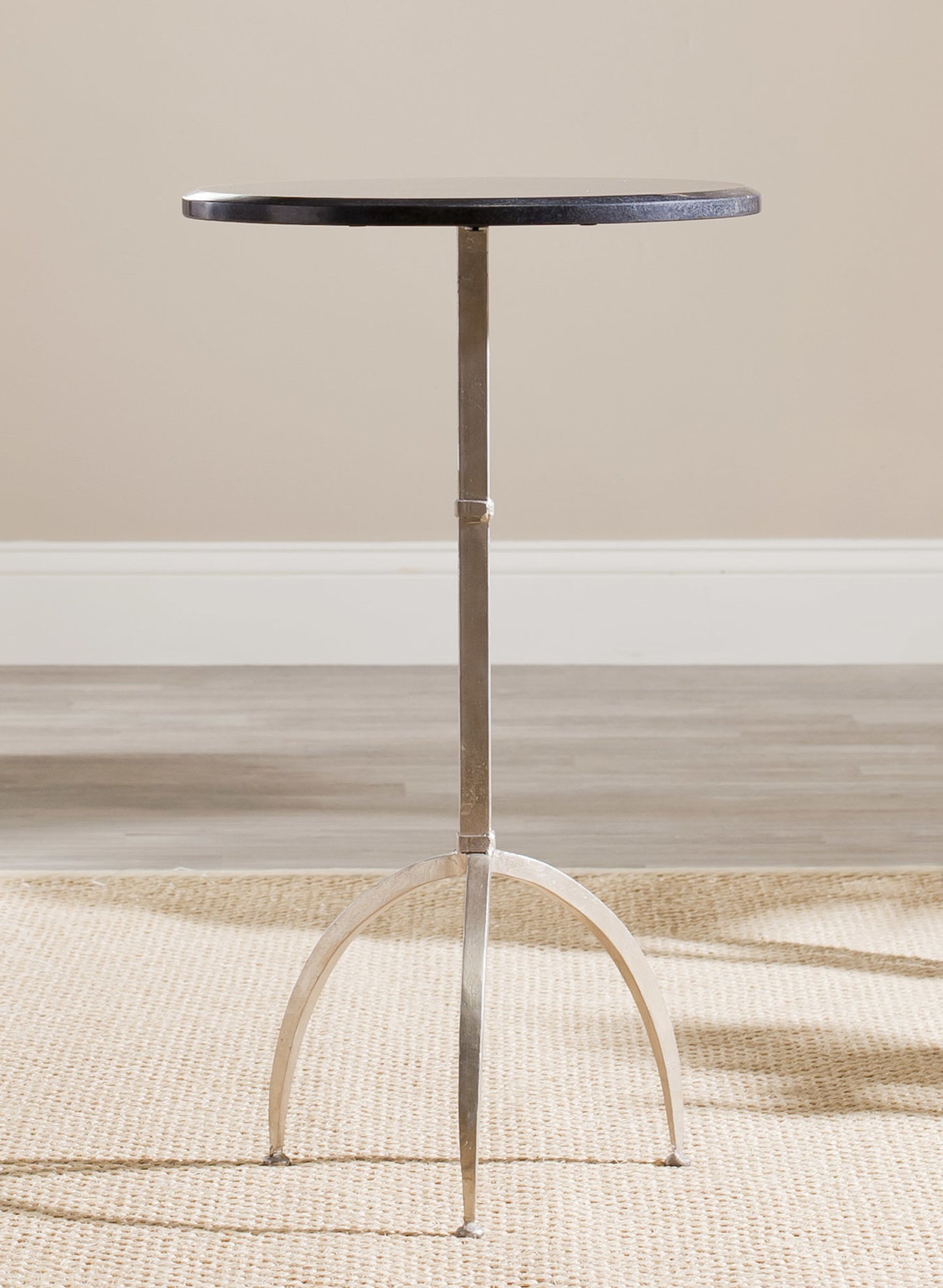 Safavieh Myrna Accent Table | Accent Tables | Modishstore - 7