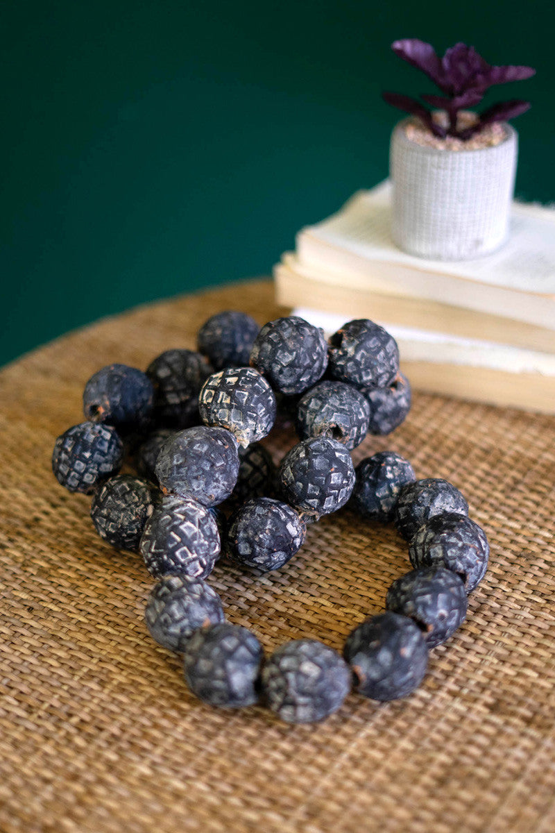 Black Clay Tabletop Beads By Kalalou | Garland & Wreath | Modishstore - 4