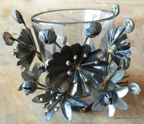 Roost Festive Lily Collection - Candle Holders