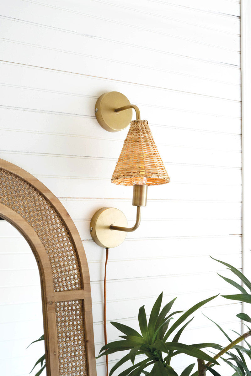 Double Antique Brass Wall Lamp With Woven Wicker Shade By Kalalou | Wall Lamps | Modishstore - 5