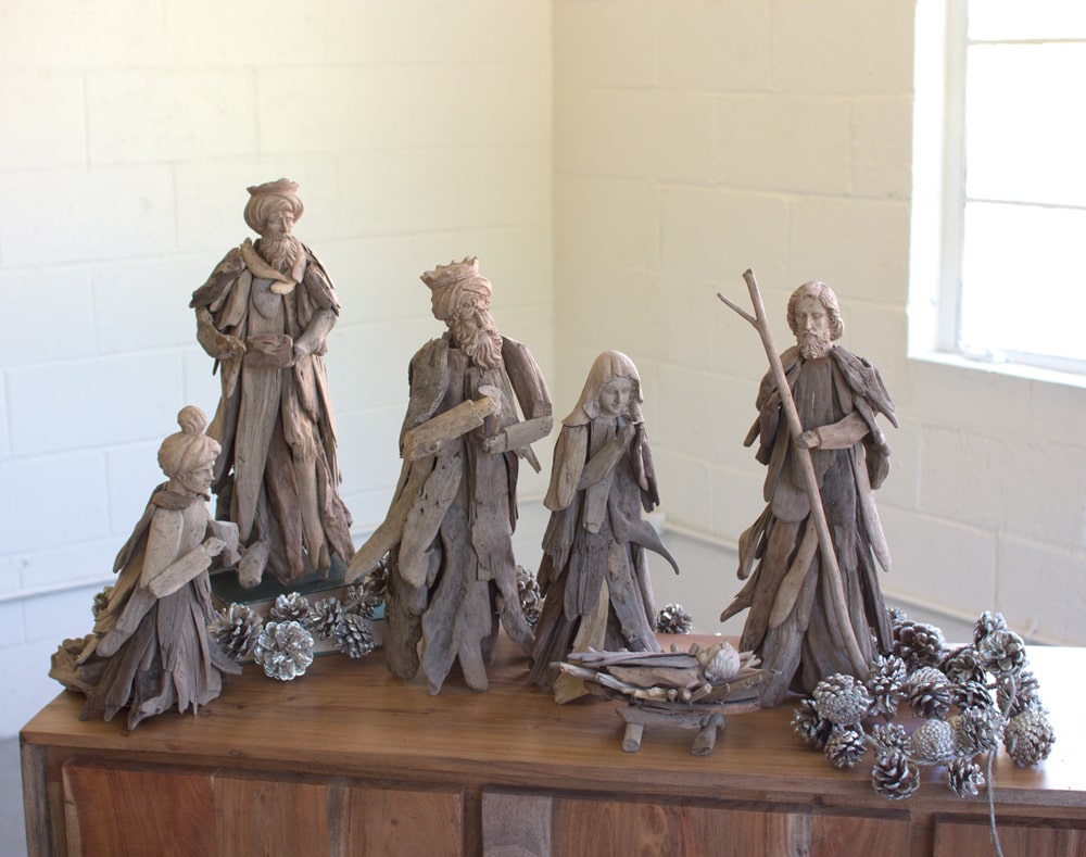 Kalalou Set Of 6 Reclaimed Driftwood Nativity Set | Modishstore | Holiday