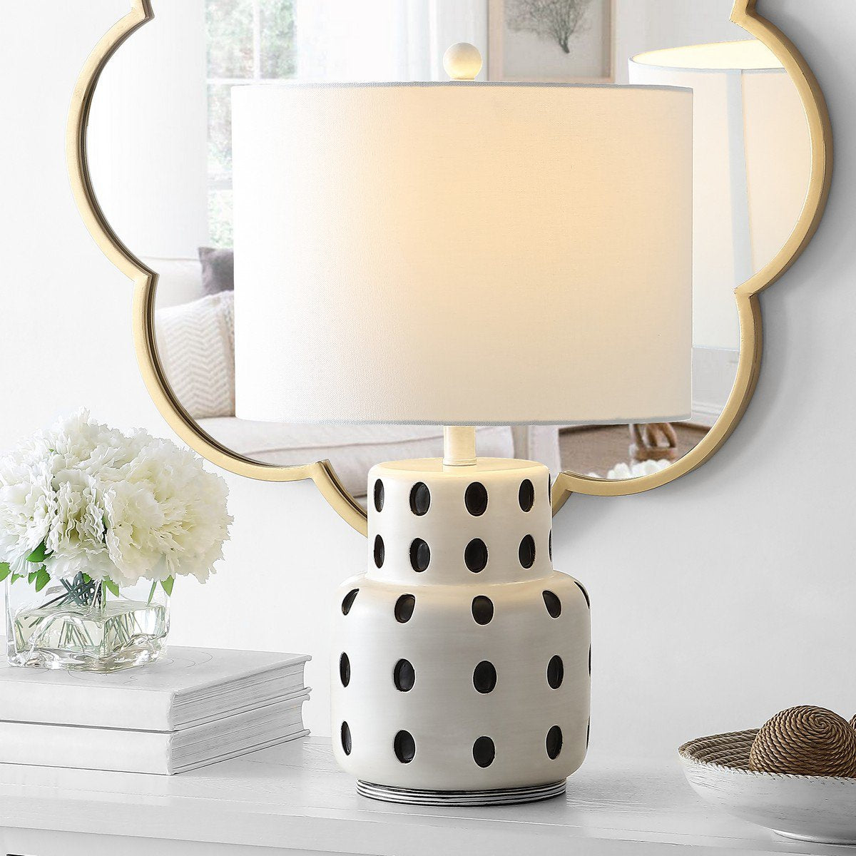 Safavieh Kencia Table Lamp - Cream | Table Lamps | Modishstore - 3