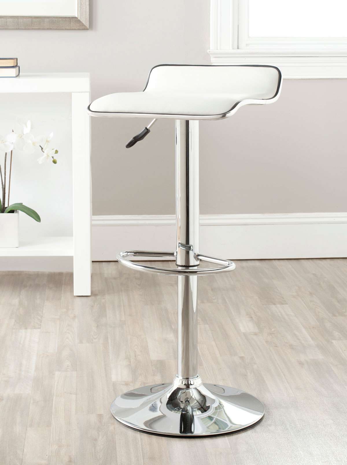 Safavieh Chaunda Swivel Bar Stool - White | Bar Stools | Modishstore - 2