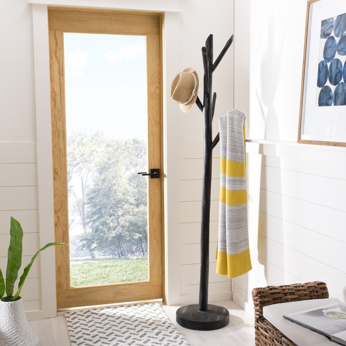 Safavieh Walter 70-Inch H Tree Branch Coat And Hat Rack