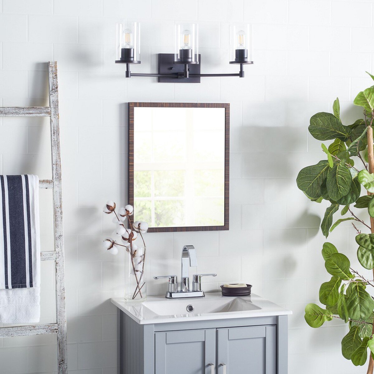 Safavieh Ronsa 3Lt Wall Sconce - Orb | Sconces | Modishstore - 3