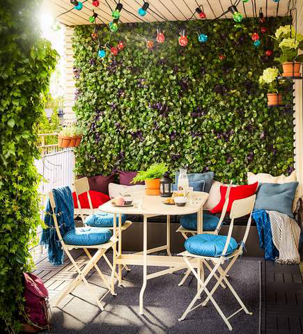 Ten Things to Consider While Choosing Outdoor Furniture For Your Patio & Garden