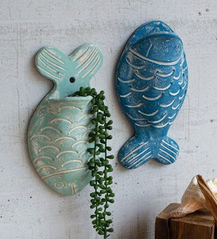 9 Rustic Clay Planters to Decorate Outer & Inner Space