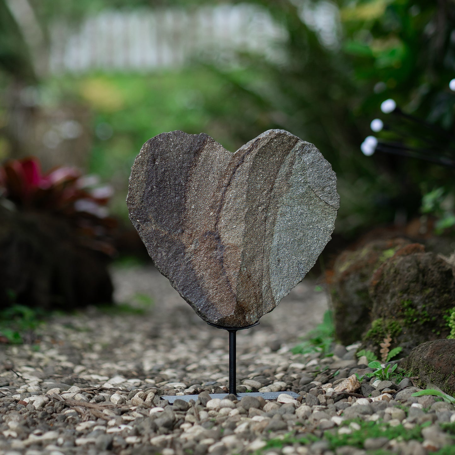 Solid Slate Heart on Stand Set of 2 By Garden Age Supply