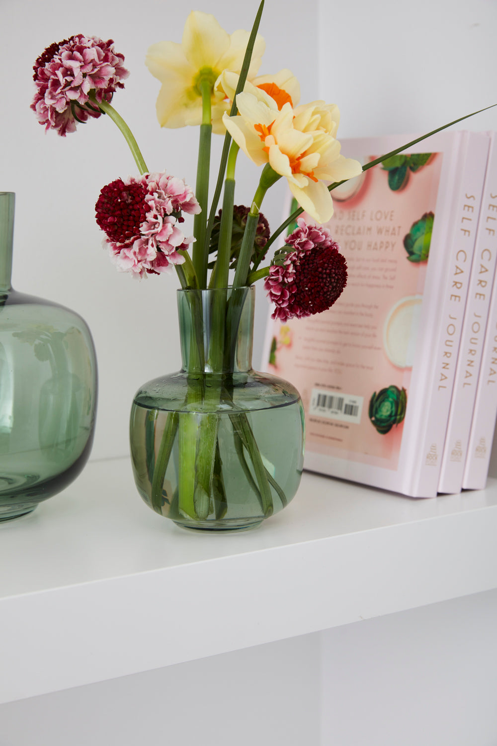 Hana Vase Set of 4 By Accent Decor | Vases | Modishstore - 4