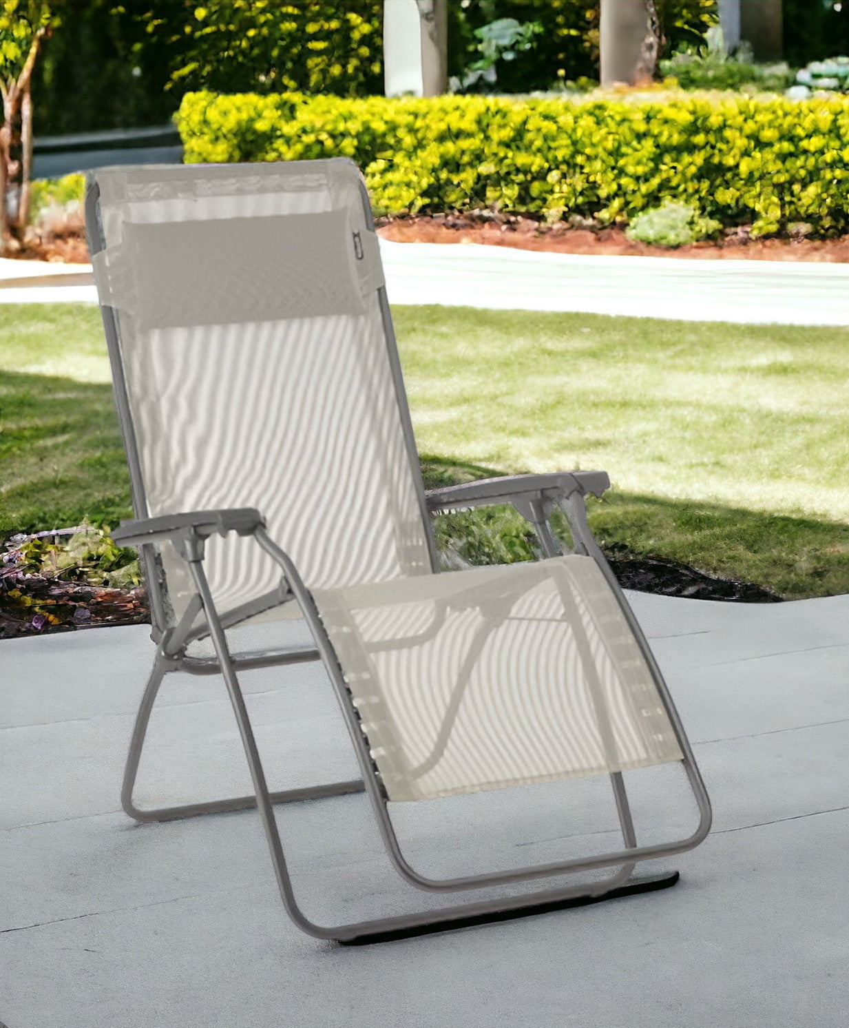 Gray Steel Outdoor Zero Gravity Chair By Homeroots | Outdoor Chairs | Modishstore - 1