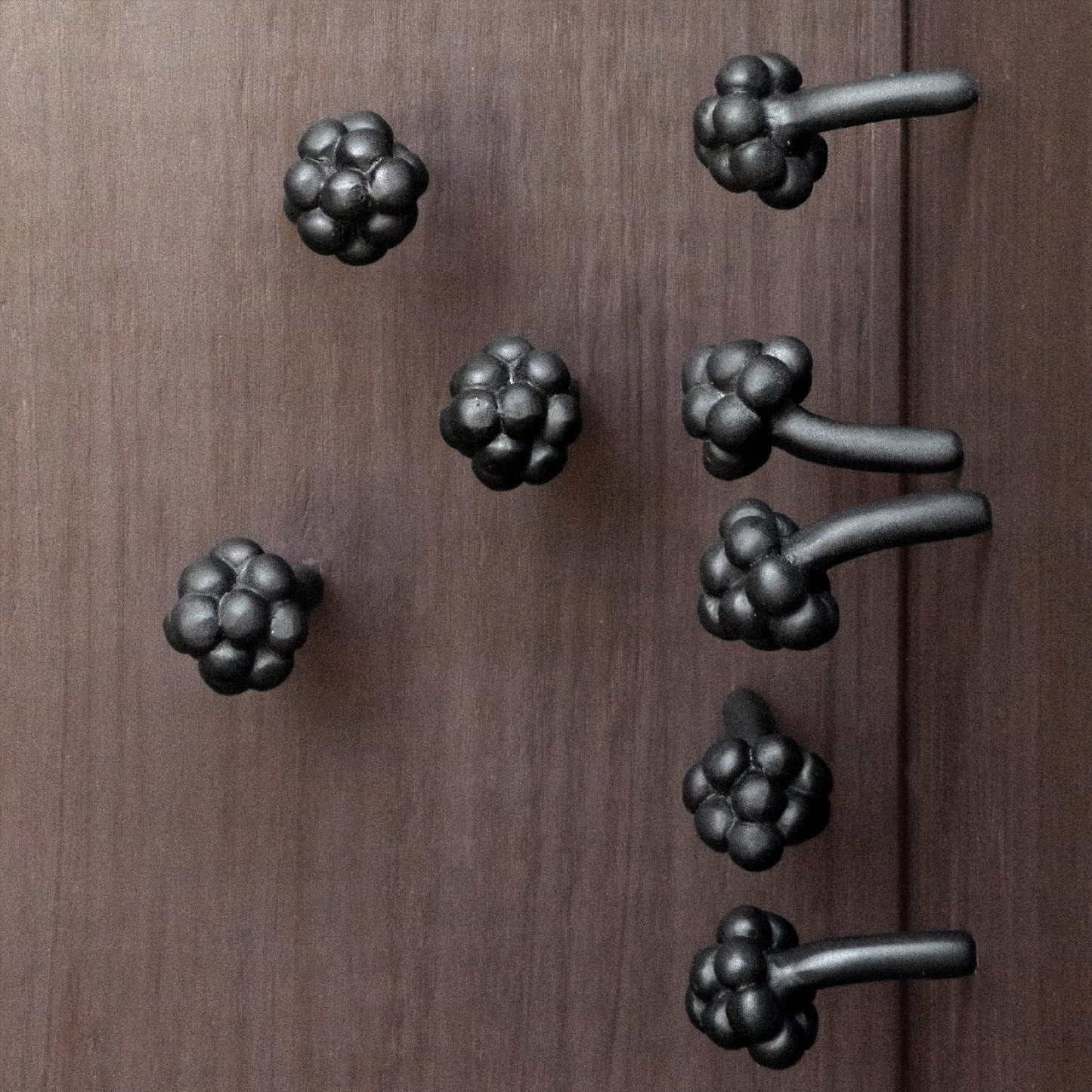 Wall Play™: Daisy, Black By Gold Leaf | Wall Art | Modishstore - 3