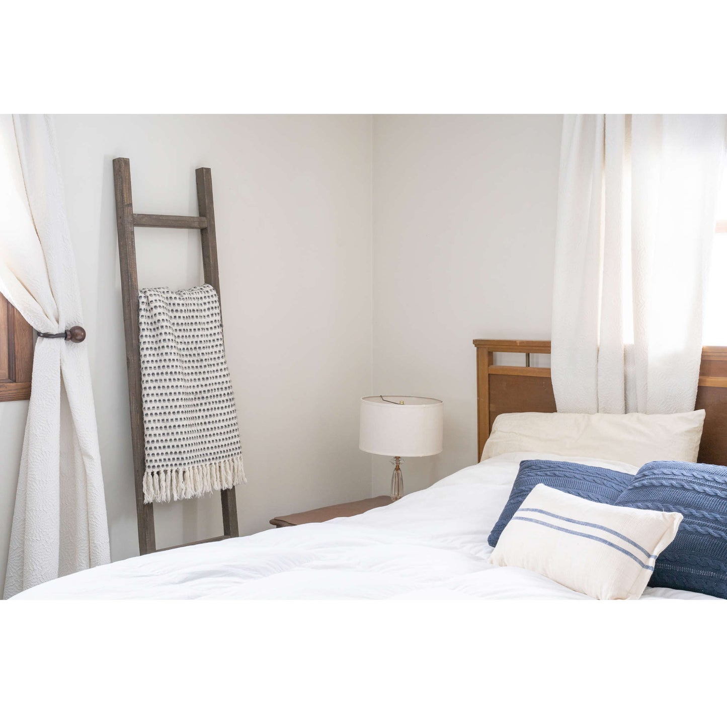 5 Step Rustic Espresso Gray Wood Ladder Shelf By Homeroots | Wall Decor | Modishstore - 7