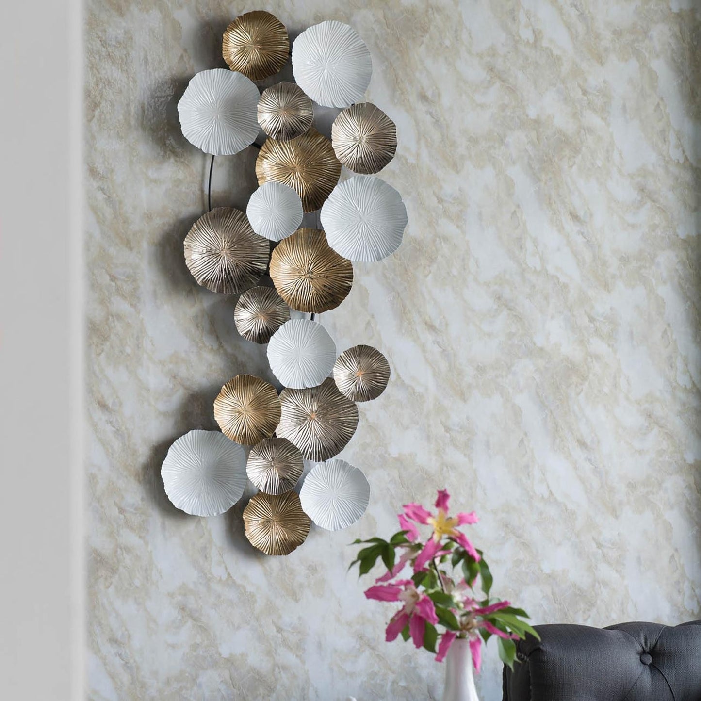 White Iron Novelty Hanging Dimensional Sculpture By Homeroots | Wall Decor | Modishstore - 7