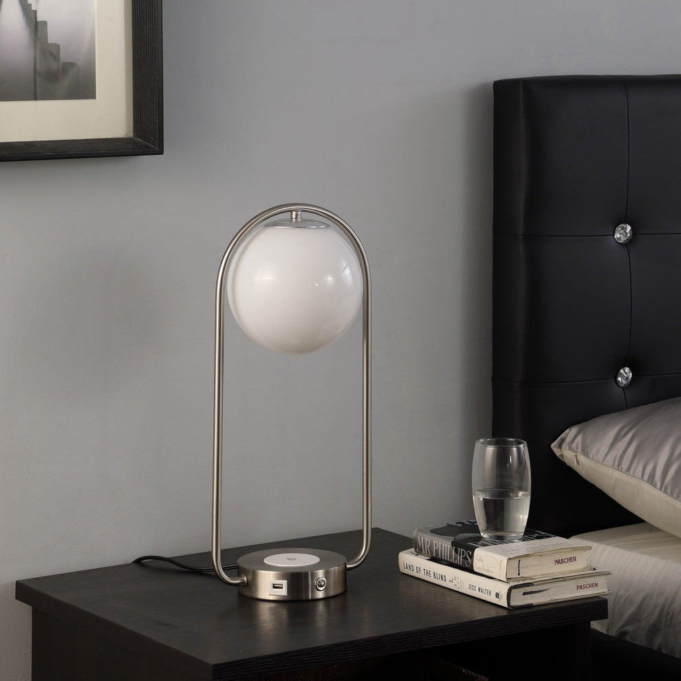 Silver Clip Globe USB Table Lamp By Homeroots | Table Lamps | Modishstore - 5