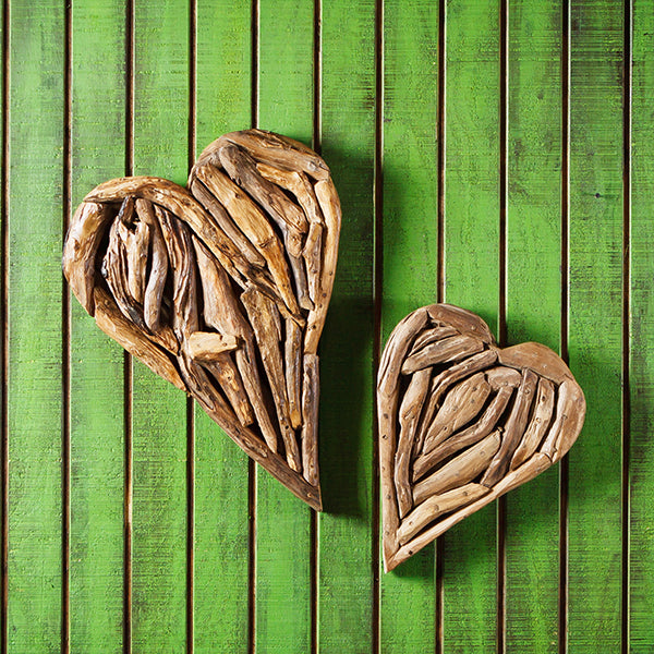 Harini Driftwood Hearts By Garden Age Supply