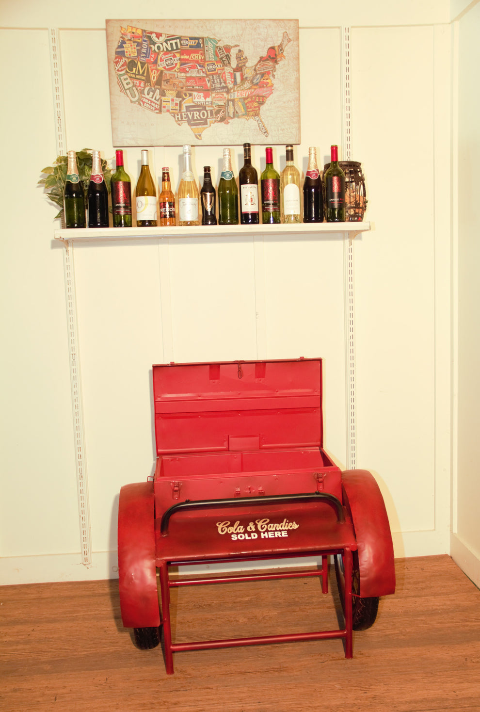 Retro Red Metal Delivery Box Accent Side Table By Homeroots | End Tables | Modishstore - 4