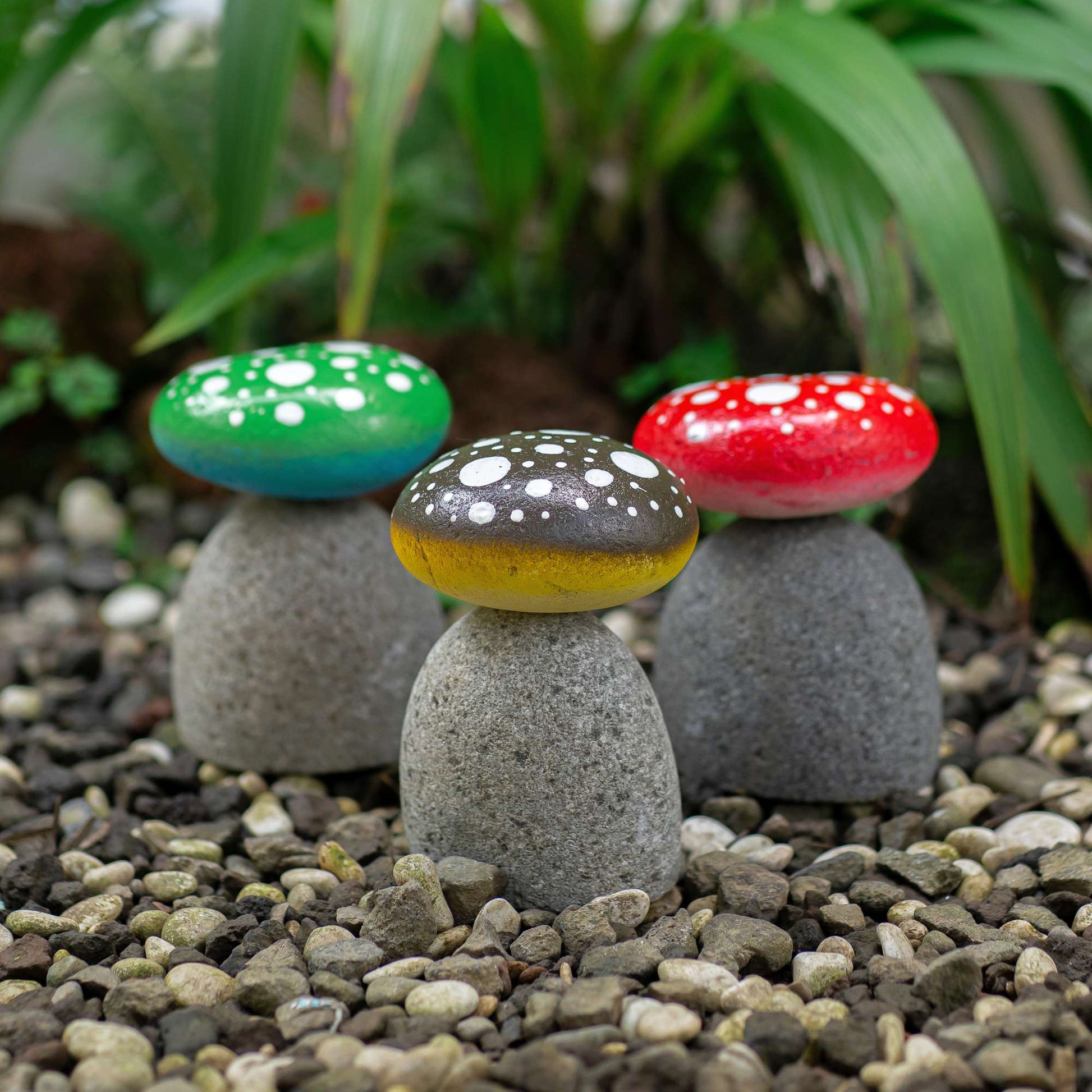 Cairn Mushrooms Set of 3 Set of 2 By Garden Age Supply | Sculptures | Modishstore - 1
