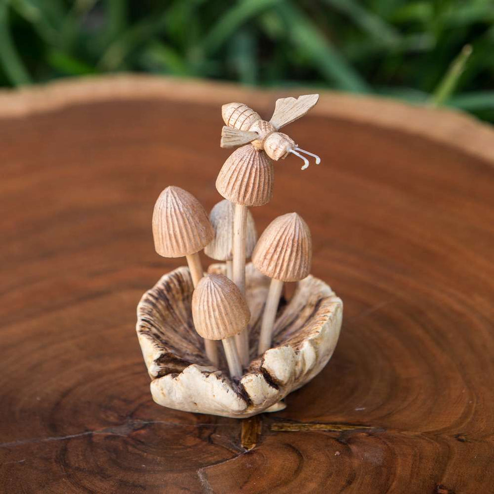 Parasite Bee on Mushrooms Set of 4 By Garden Age Supply | Sculptures | Modishstore - 3