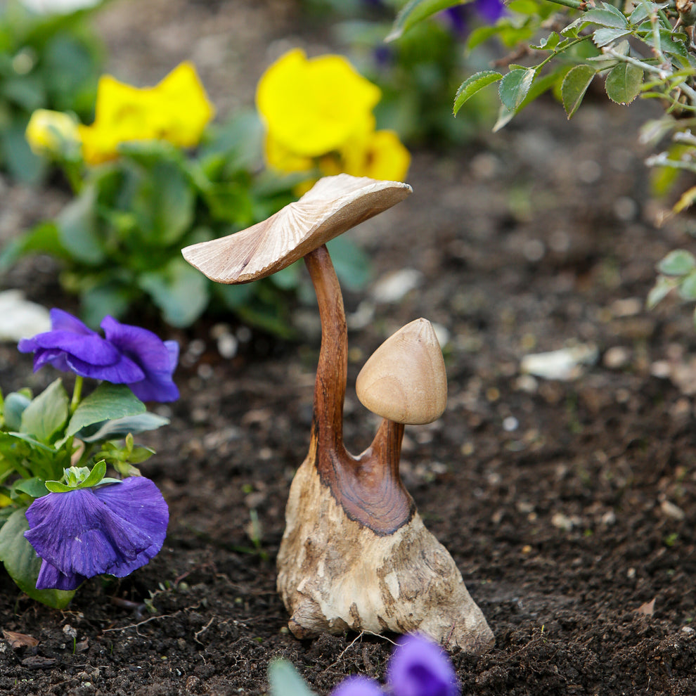 Gypsy Mushroom Set of 4 By Garden Age Supply | Sculptures | Modishstore - 3