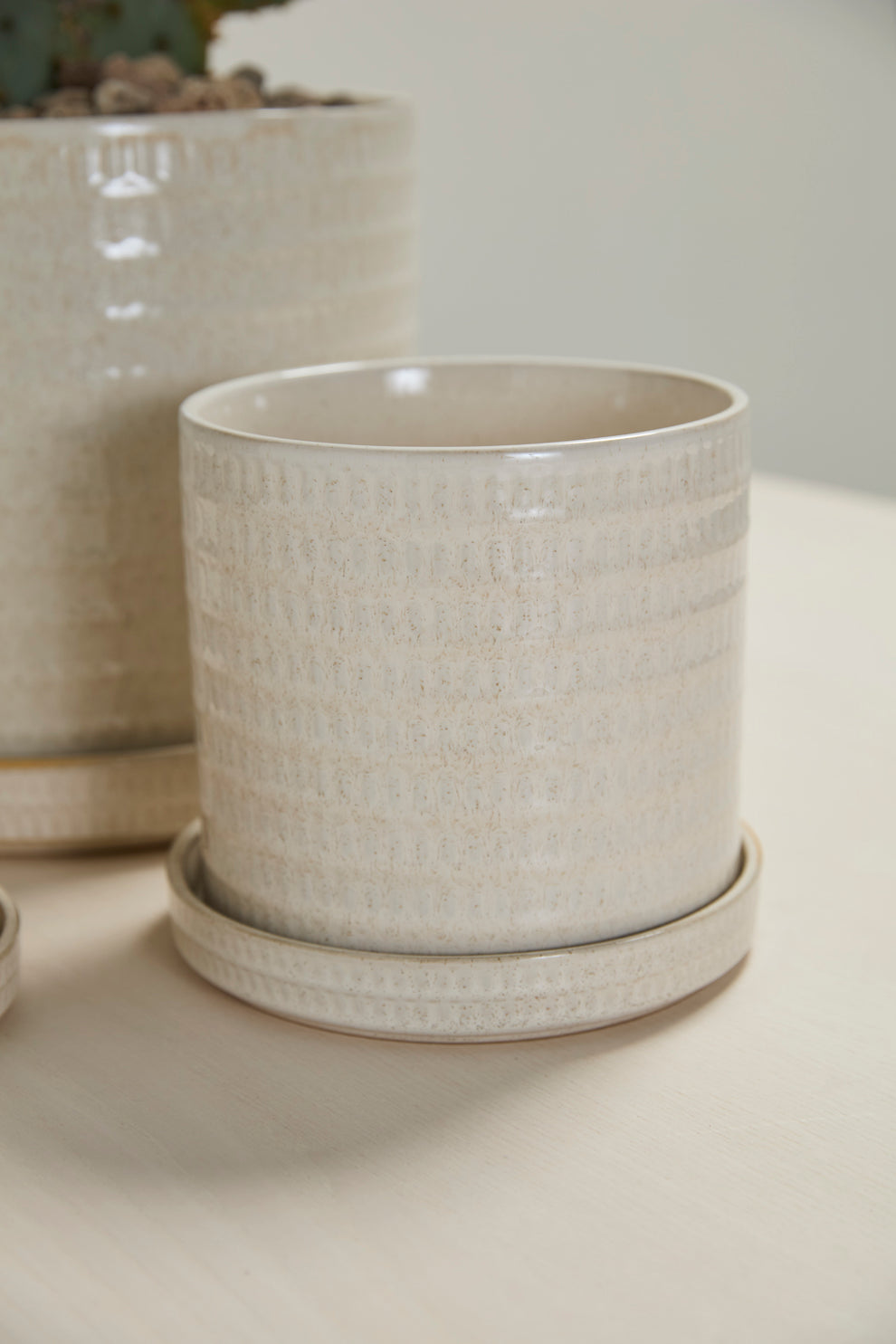 Morse Pot with Saucer Set of 4 By Accent Decor | Planters, Troughs & Cachepots | Modishstore - 10