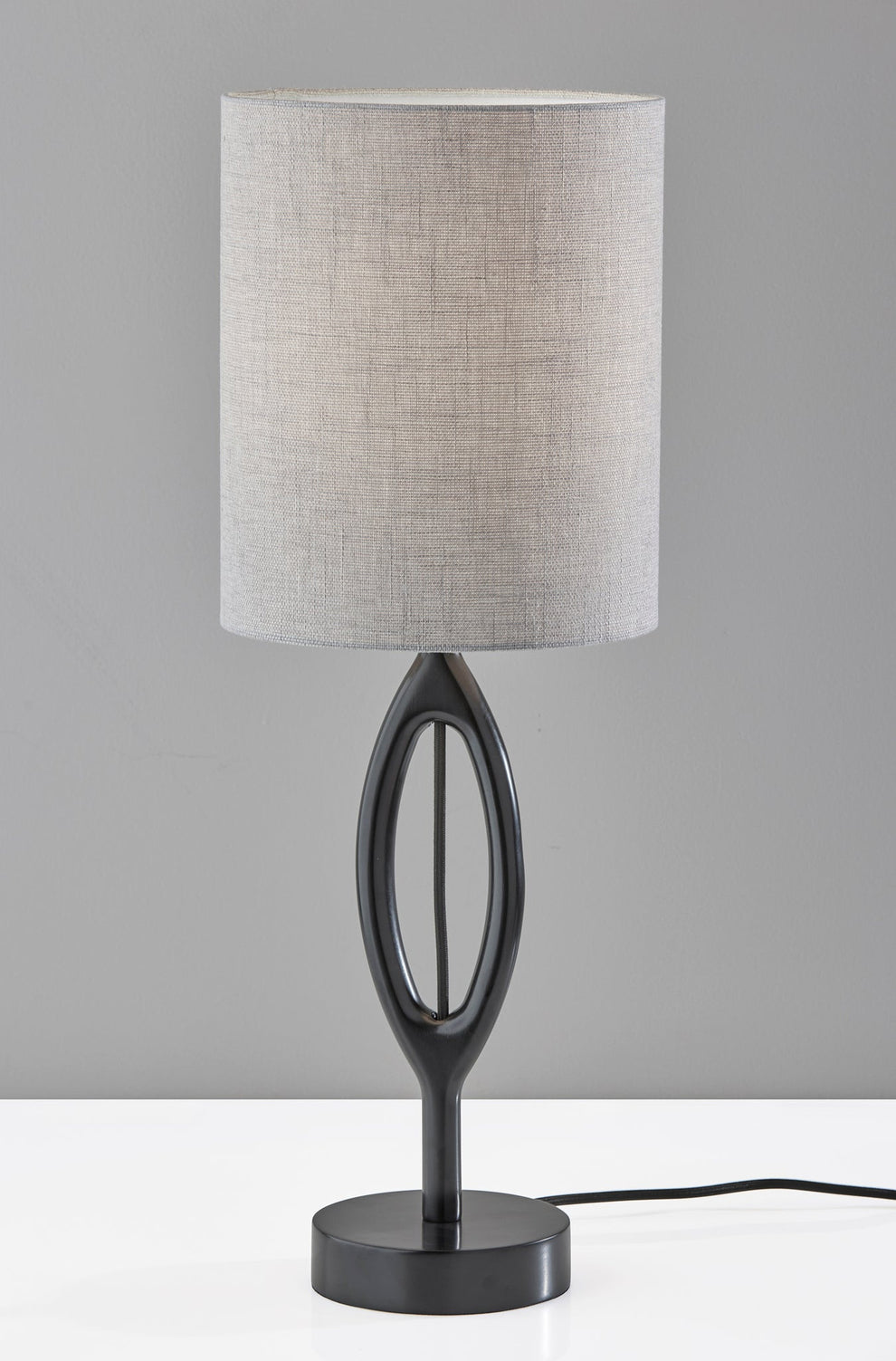 Black Solid Wood Round Table Lamp With Gray Drum Shade By Homeroots | Table Lamps | Modishstore - 3