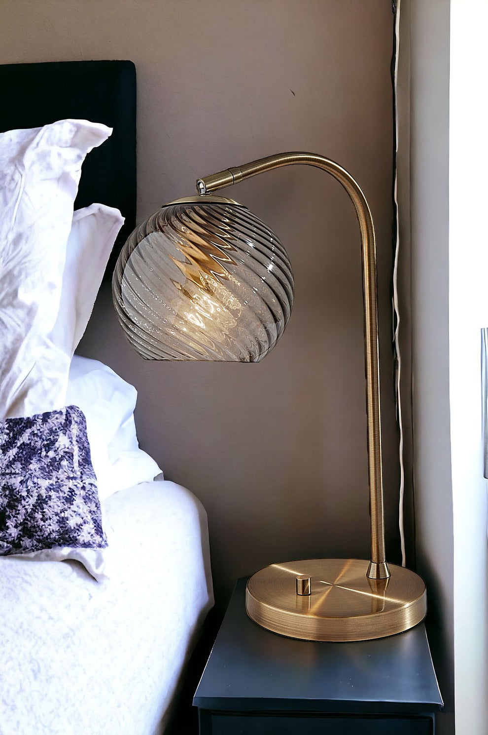 Antiqued Brass Metal Desk Lamp With Light Gray Swirl Globe Shade By Homeroots | Table Lamps | Modishstore - 2