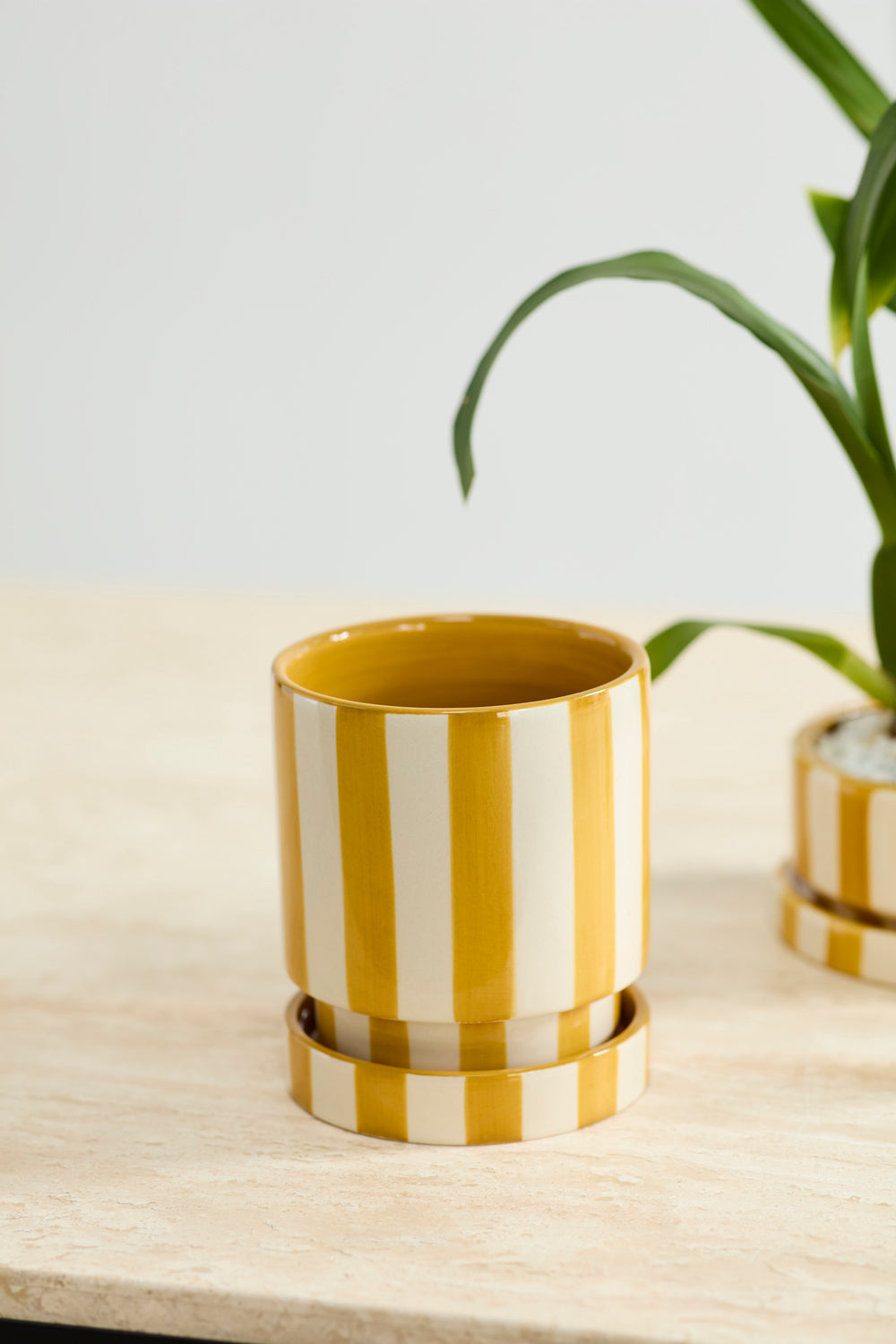 Saffron Pot Set of 4 By Accent Decor | Planters, Troughs & Cachepots | Modishstore - 5