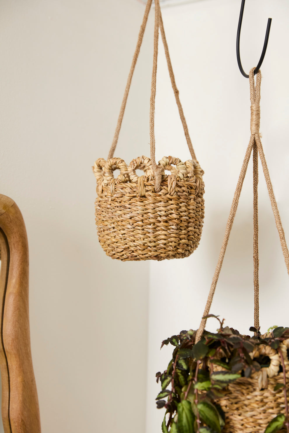 Verse Hanging Basket Set of 4 By Accent Decor | Planters, Troughs & Cachepots | Modishstore - 7