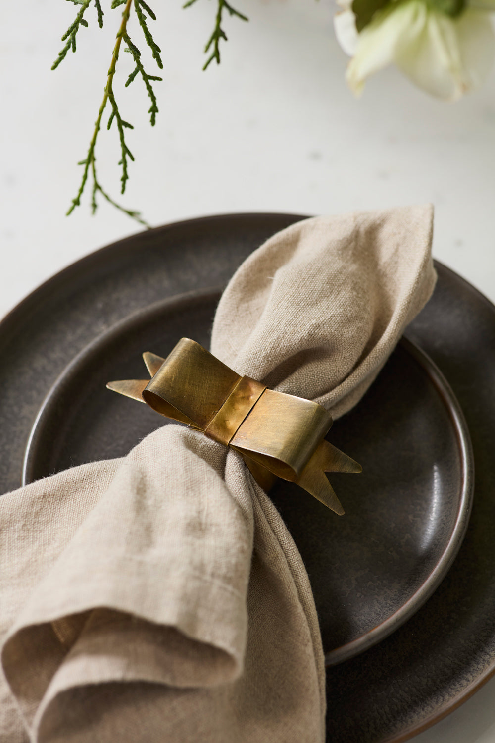Hattie Bow Napkin Ring Set of 8 By Accent Decor | Planters, Troughs & Cachepots | Modishstore - 4