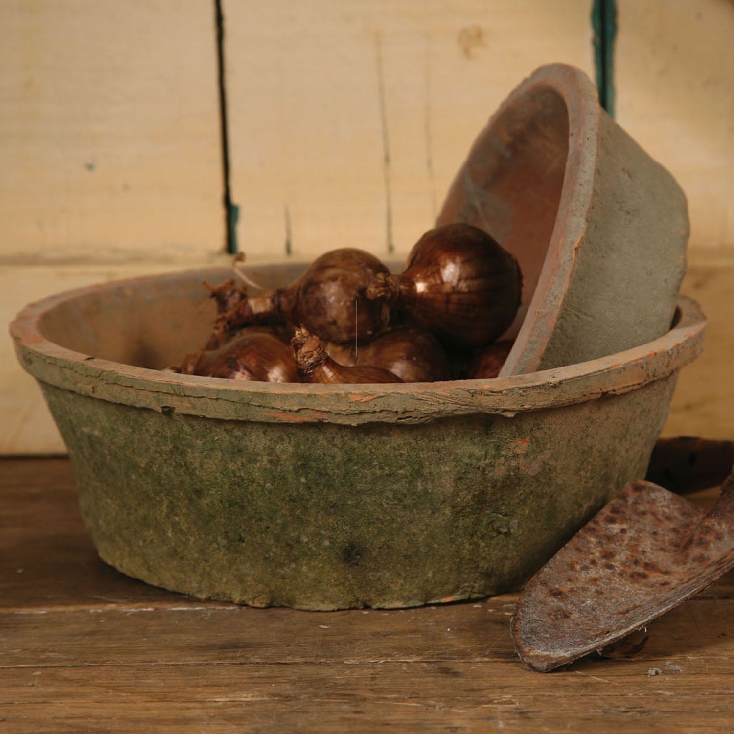 Rustic Terra Cotta Bulb Pot - Large - Antique Red Set Of 4 By HomArt | Planters, Troughs & Cachepots | Modishstore - 4
