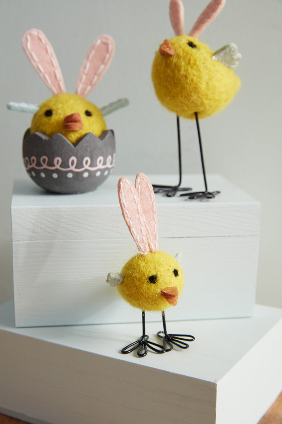 Spring Chicken Figurine Set of 8 By Accent Decor | Figurines | Modishstore - 7