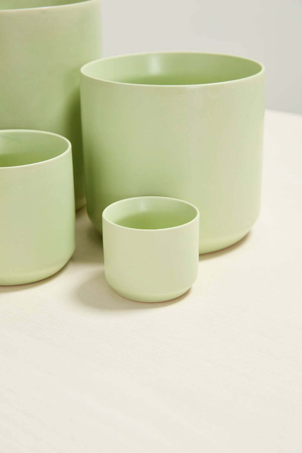 Light Green Kendall Pot Set of 8 By Accent Decor | Planters, Troughs & Cachepots | Modishstore - 4