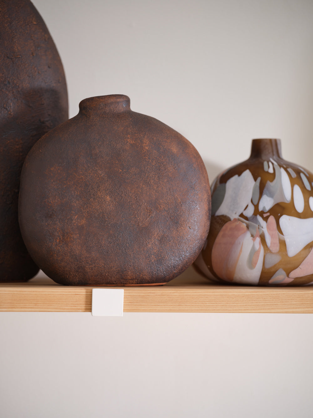 Fernando Vase By Accent Decor | Vases | Modishstore - 5