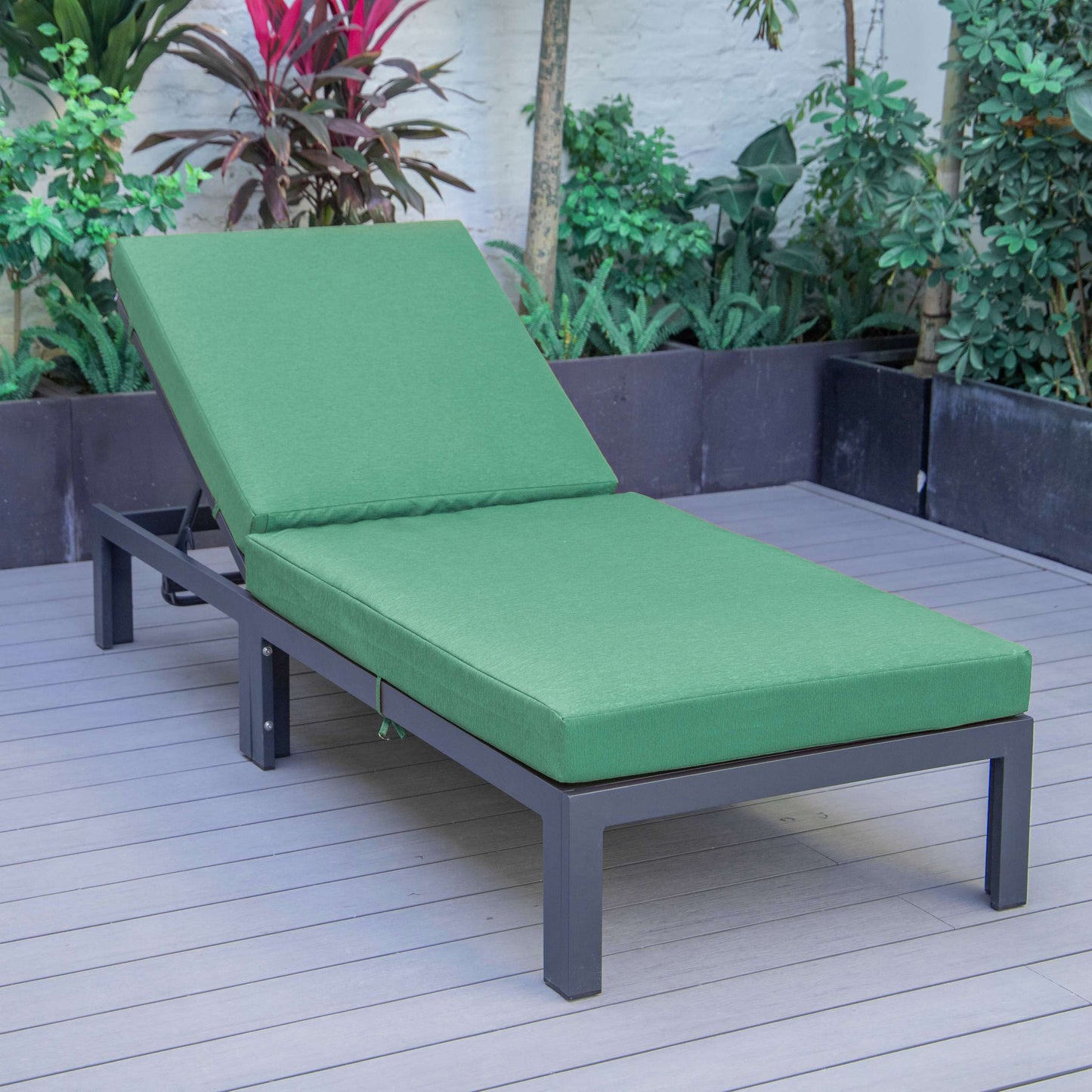 LeisureMod Chelsea Modern Outdoor Chaise Lounge Chair With Cushions | Outdoor Chaise Lounges | Modishstore - 37