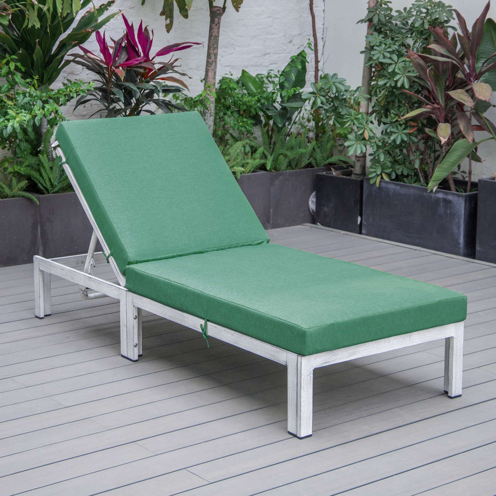 LeisureMod Chelsea Modern Outdoor Weathered Grey Chaise Lounge Chair With Cushions | Outdoor Chaise Lounges | Modishstore - 2