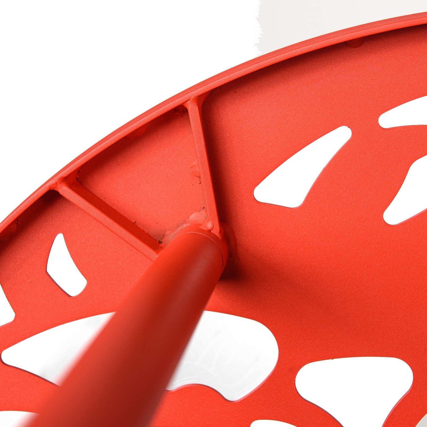 LeisureMod Devon Mid-Century Modern 5-Piece Aluminum Outdoor Patio Dining Set with Tempered Glass Top Table and 4 Stackable
 - DT31C4BL | Outdoor Dining Sets | Modishstore - 35