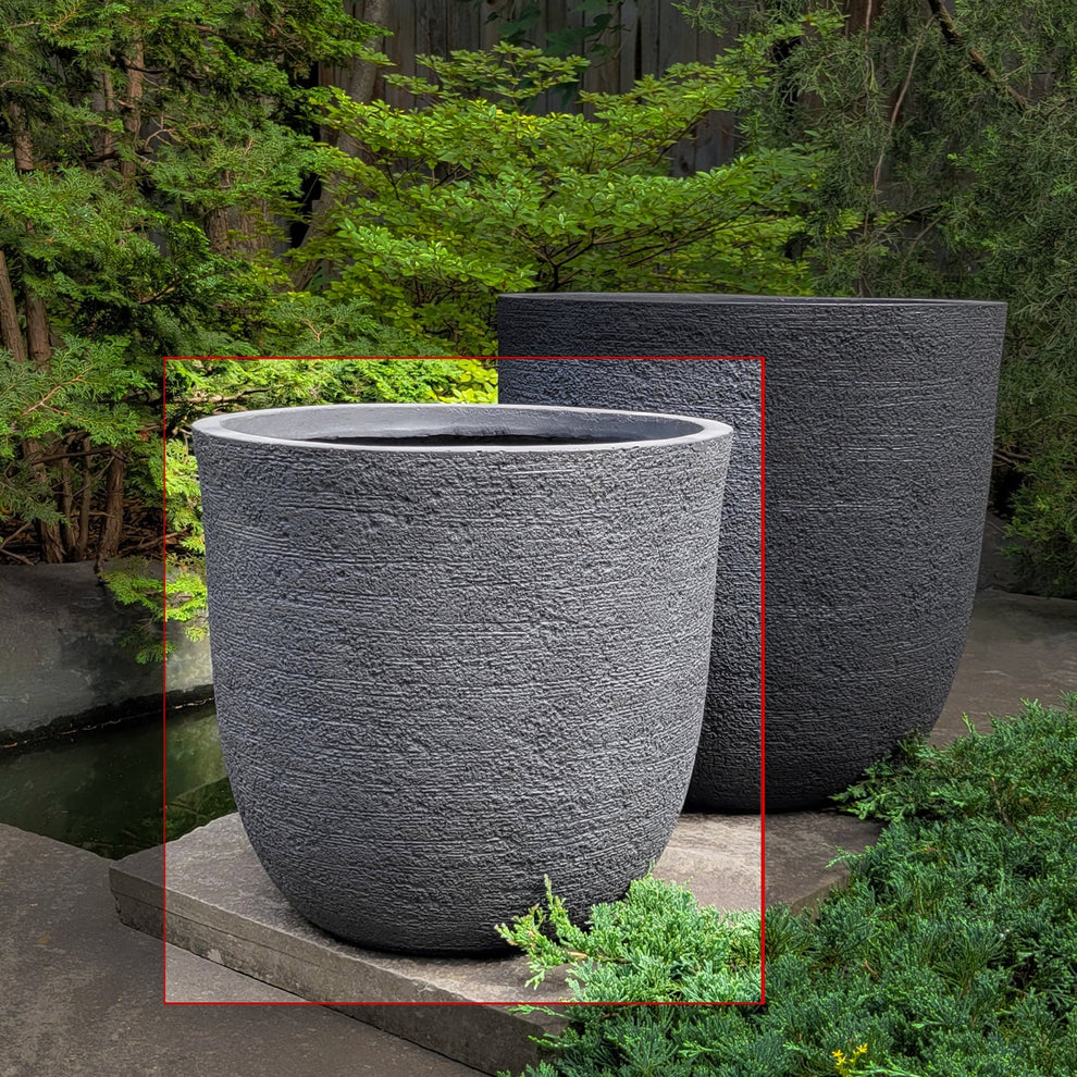 Distressed Texture: Omi Grey DK, SM By Gold Leaf | Planters, Troughs & Cachepots | Modishstore - 3