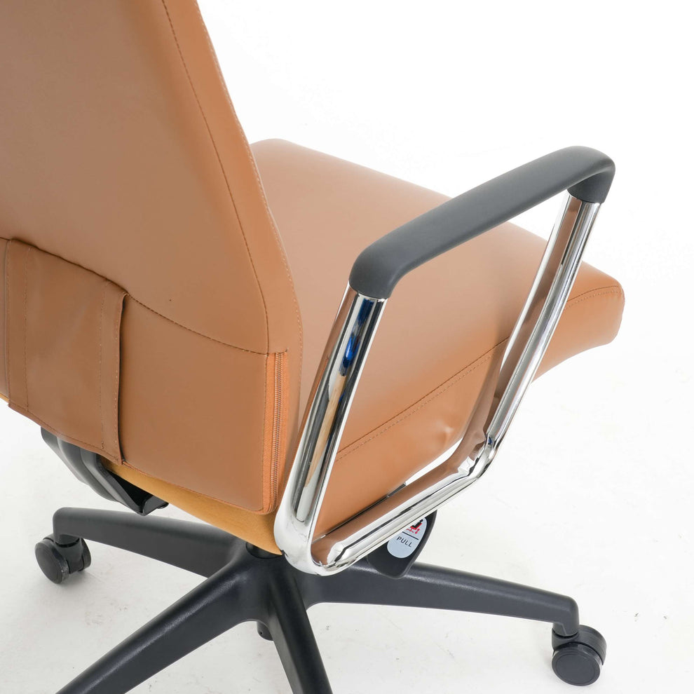LeisureMod Hilton Modern High-Back Leather Office Chair | Office Chairs | Modishstore - 37
