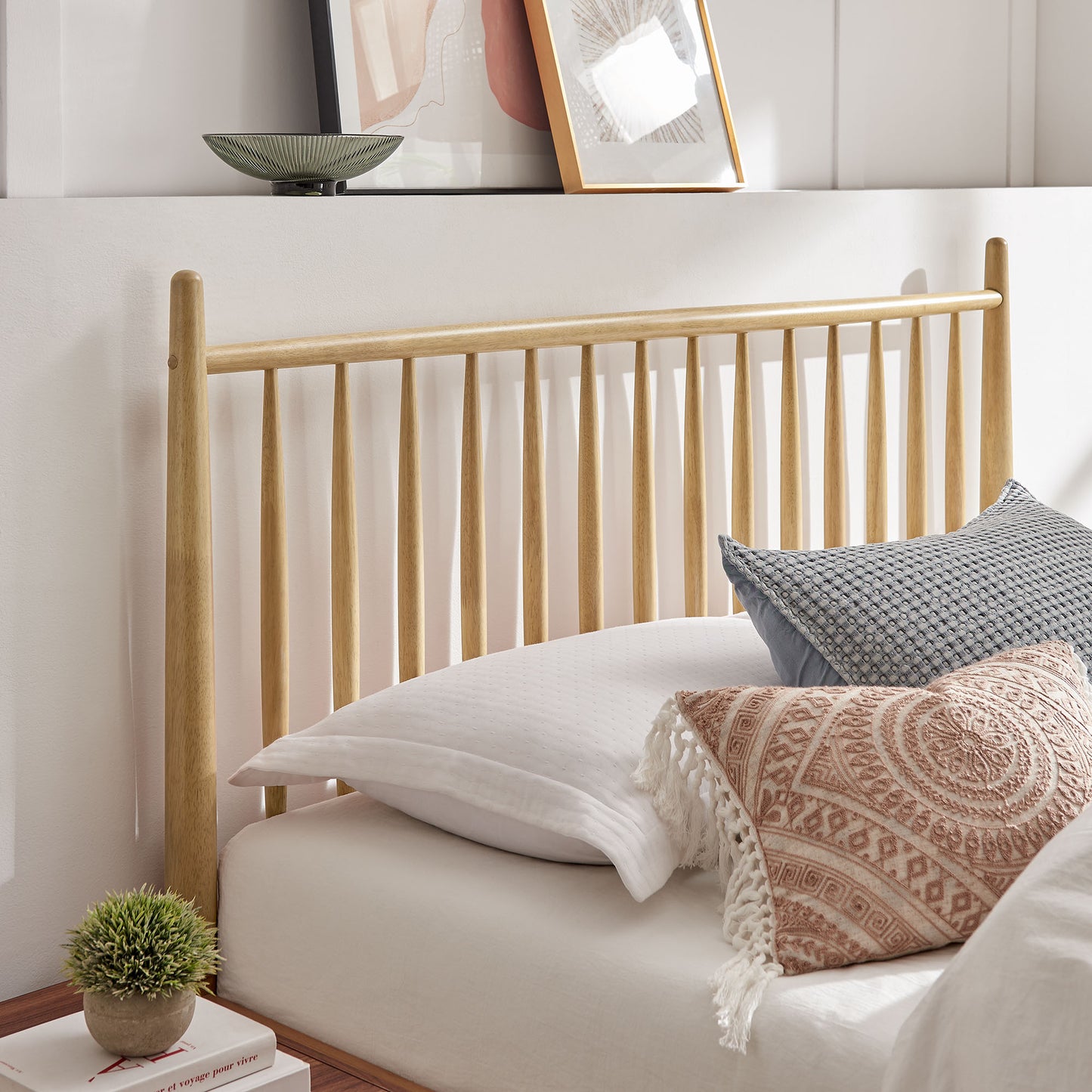 Zane King Size Spindle Bed by Modway