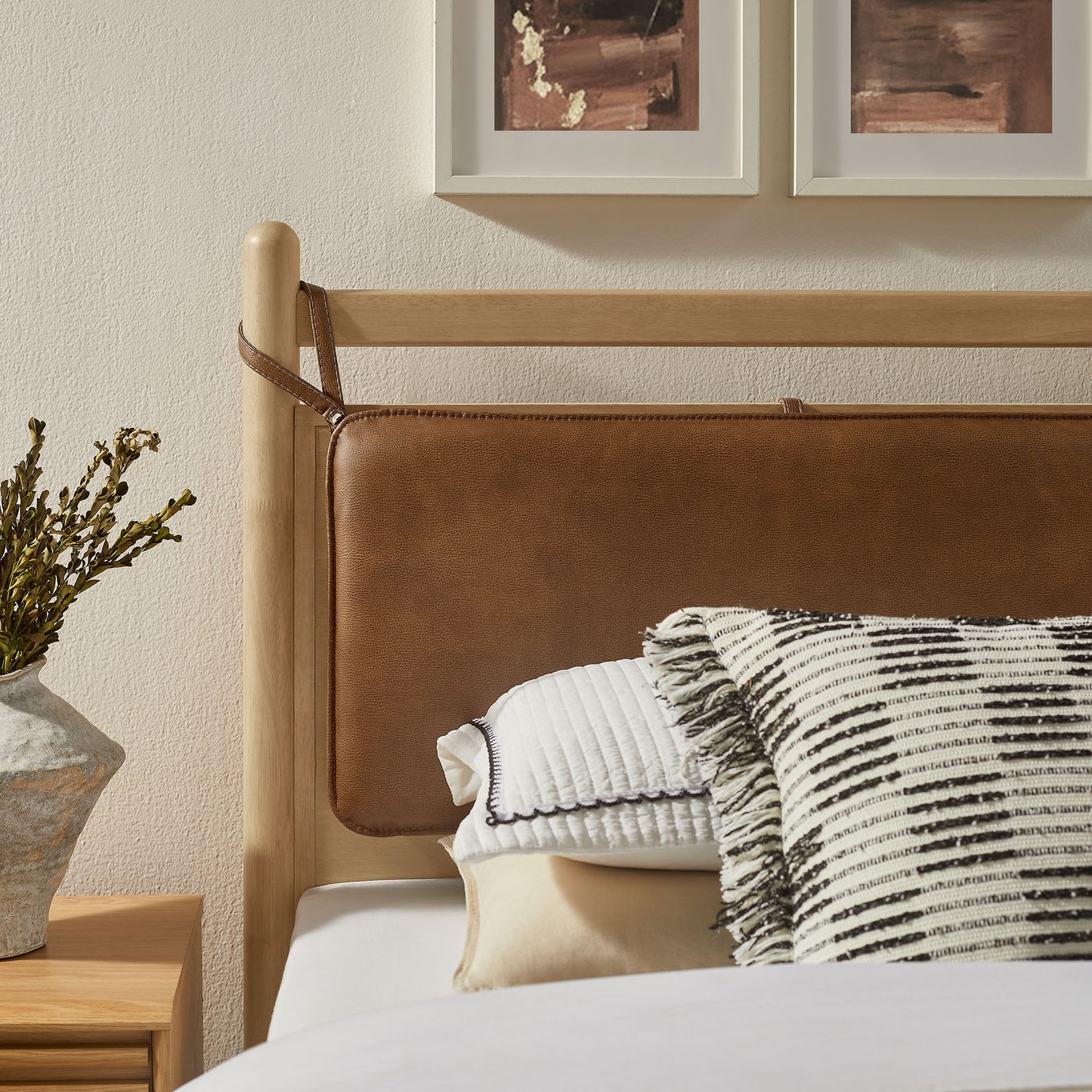 Leni Twin Size Vegan Leather and Wood Platform Bed Frame by Modway