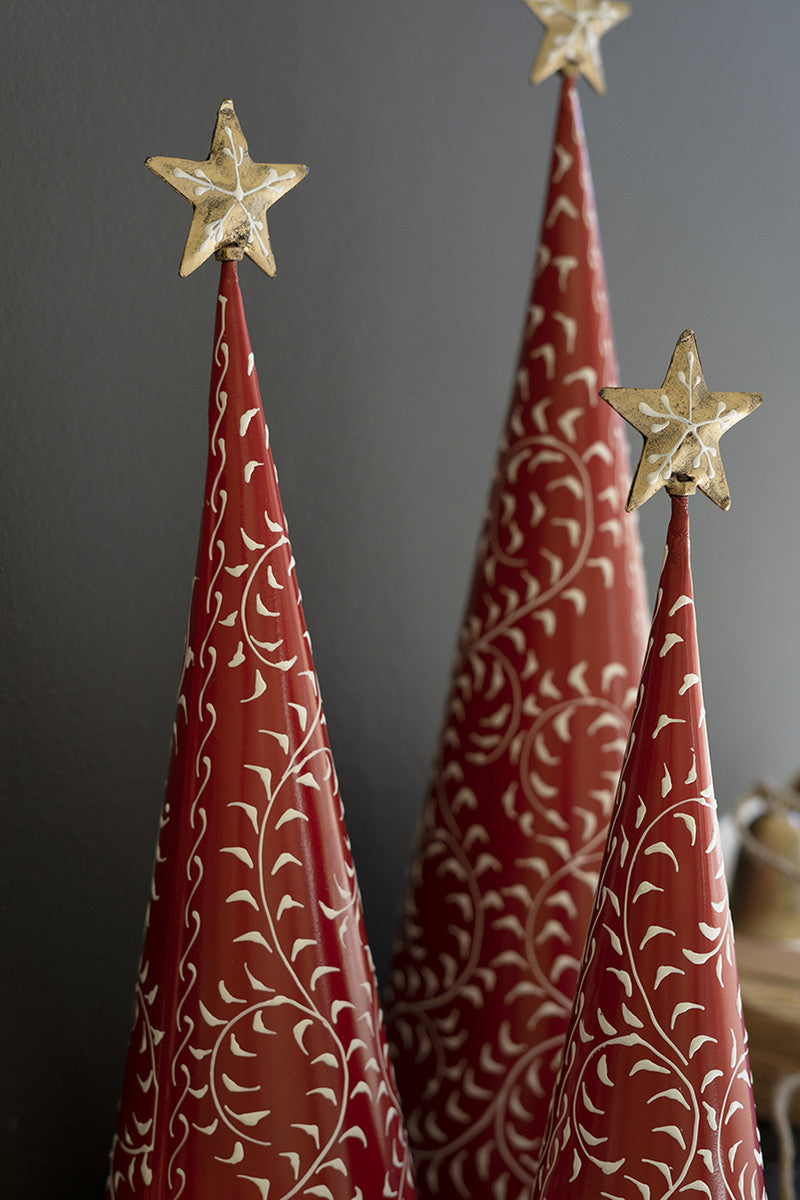 Red & White Christmas Topiaries W Gold Stars Set Of 3 By Kalalou | Holiday | Modishstore - 2