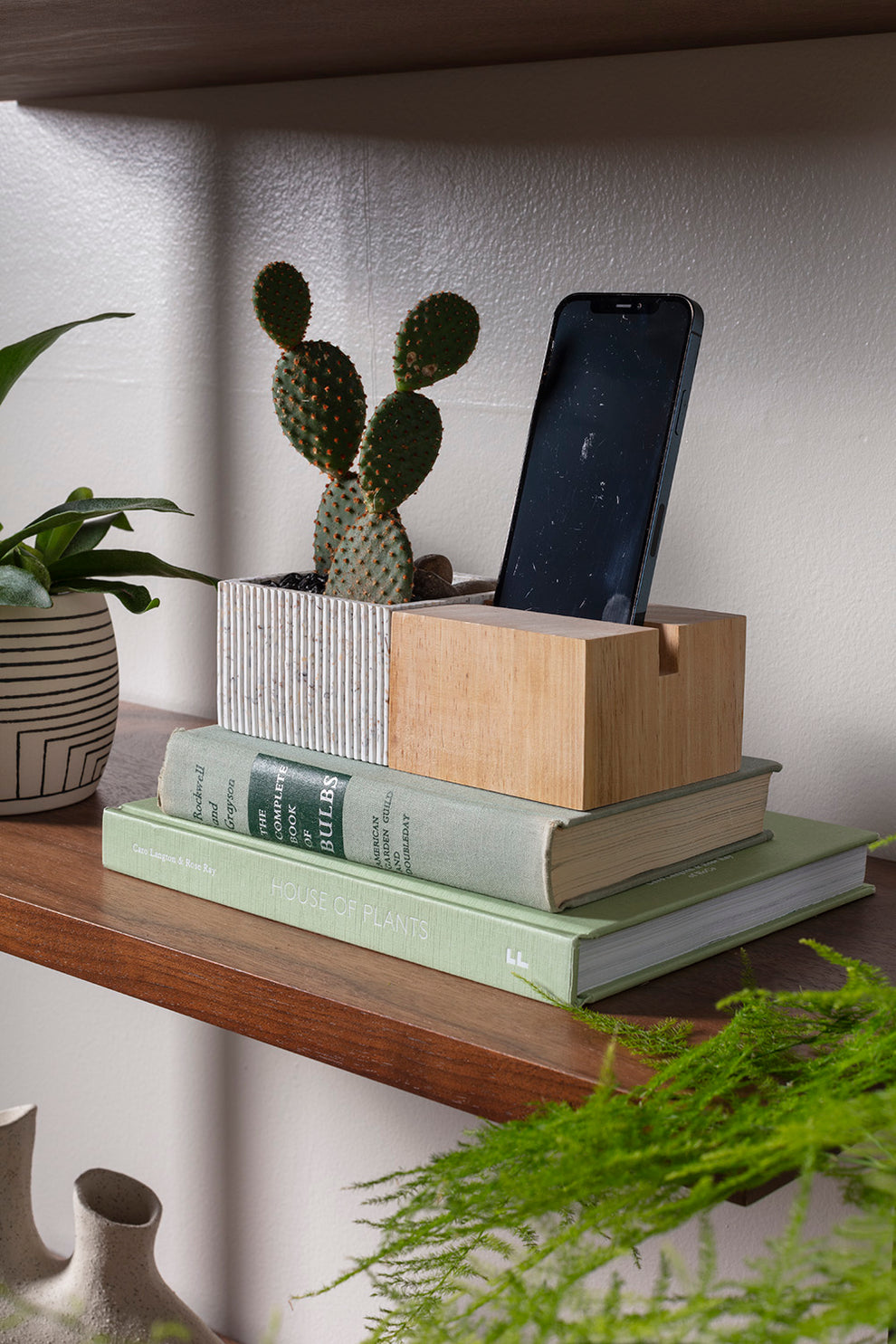 Aravalli Phone Stand Planter Set of 2 By Accent Decor | Planters, Troughs & Cachepots | Modishstore - 3